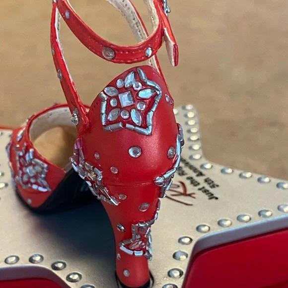 Just The Right Shoe Salsa Star 5 year anniversary 2003 with keepsake box - Picture 6 of 12